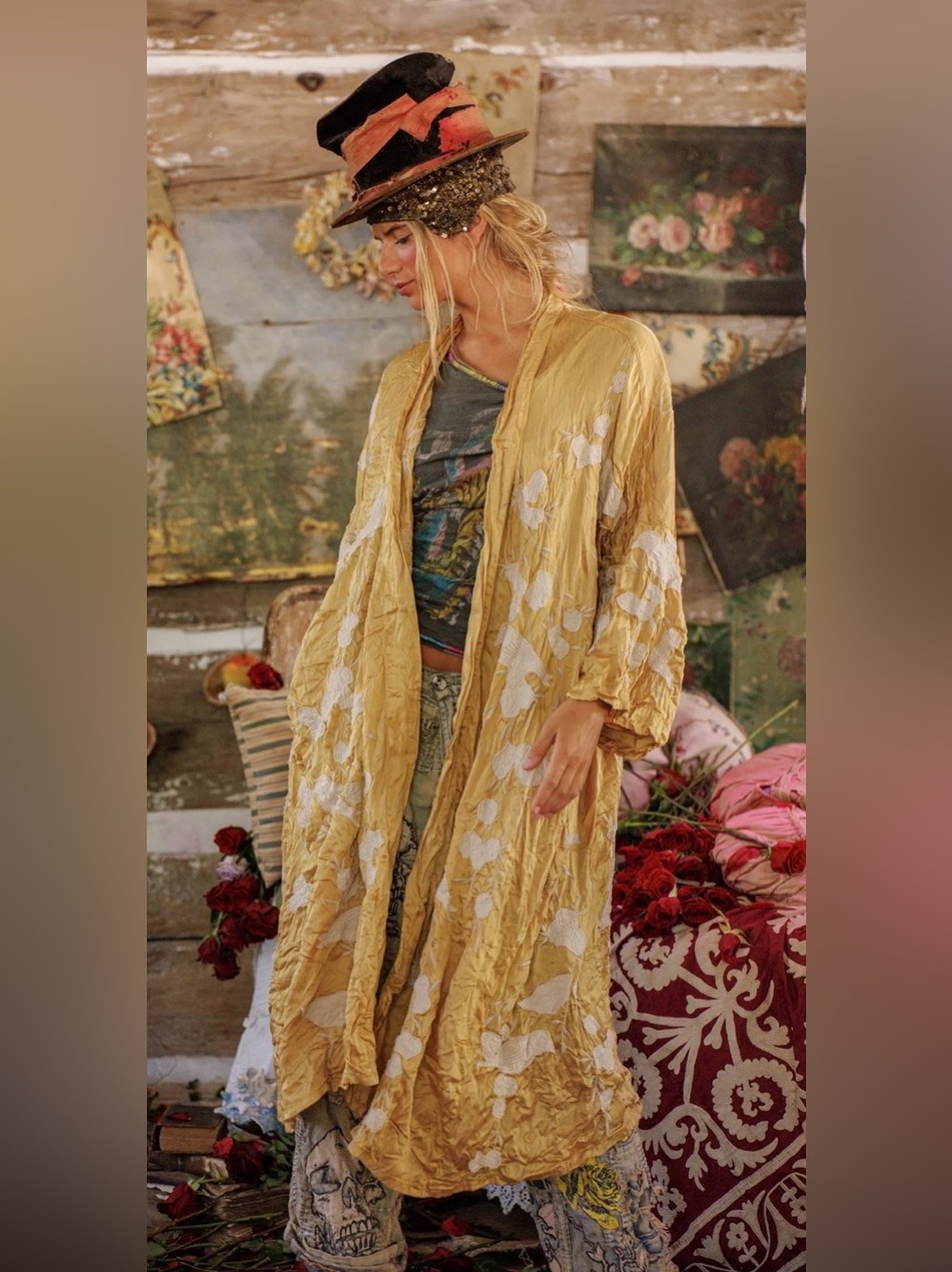 Magnolia Pearl Bird Vijji Kimono
